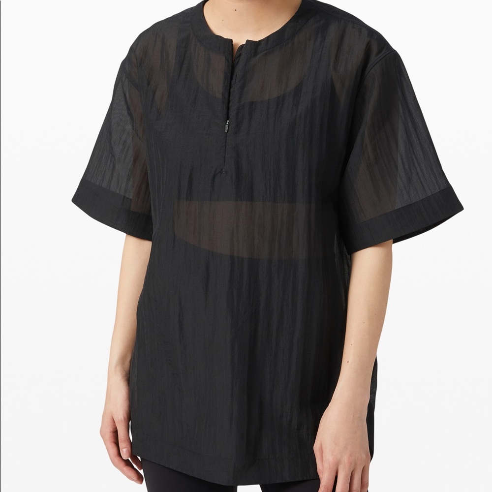 🤘🏻🤘🏻Lululemon Clear Intention Shirt